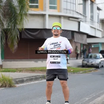 Runner Photo 7996935