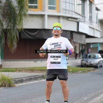 Runner Photo 7996937