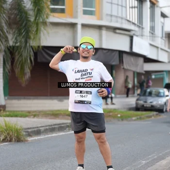 Runner Photo 7996946