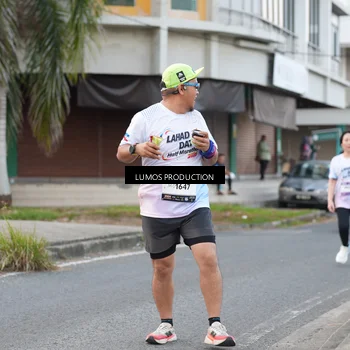Runner Photo 7996963