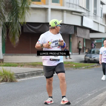 Runner Photo 7996964