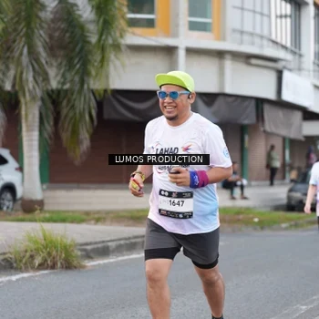 Runner Photo 7996966