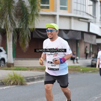 Runner Photo 7996967