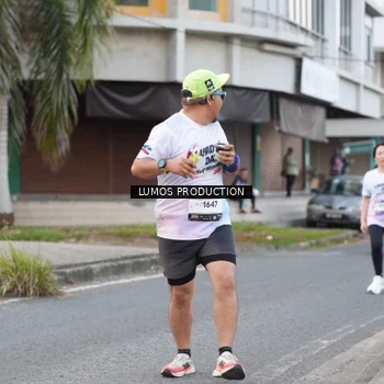 Runner Photo 7996968