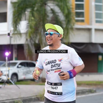 Runner Photo 7996978