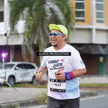 Runner Photo 7996983