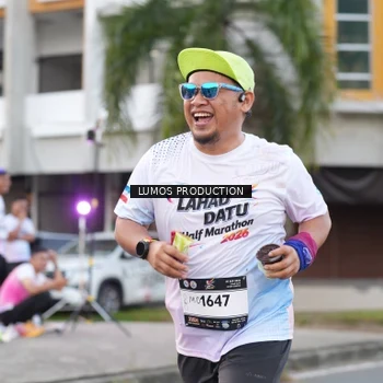Runner Photo 7996989