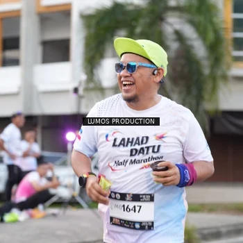 Runner Photo 7996990