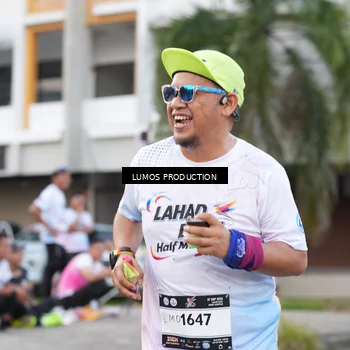 Runner Photo 7996995