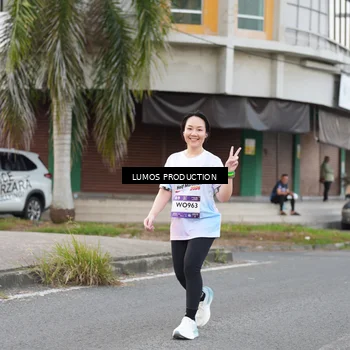 Runner Photo 7997010
