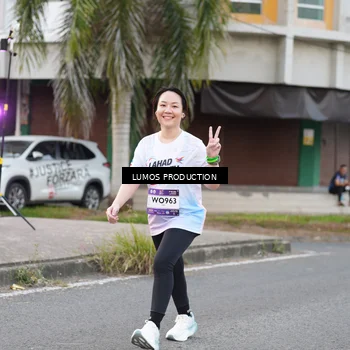 Runner Photo 7997019