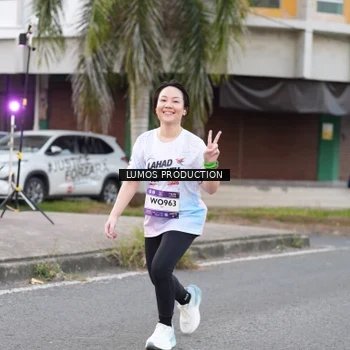 Runner Photo 7997023