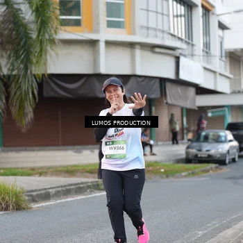 Runner Photo 7997091