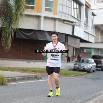 Runner Photo 7997104