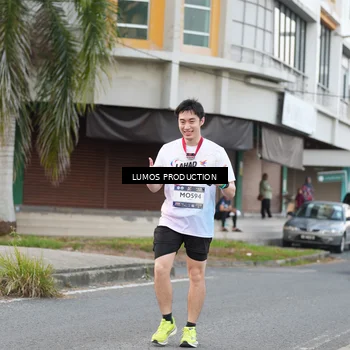 Runner Photo 7997111
