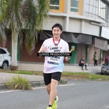 Runner Photo 7997122