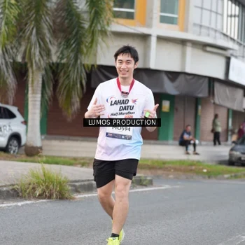 Runner Photo 7997126