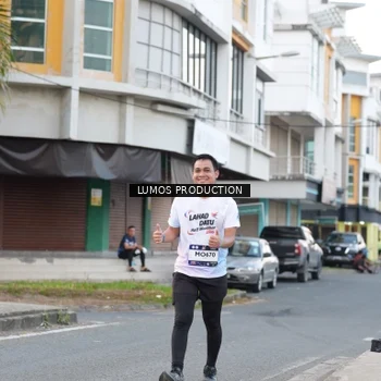 Runner Photo 7997136