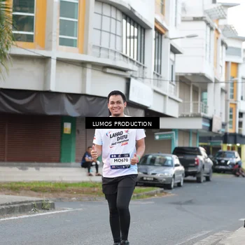 Runner Photo 7997139