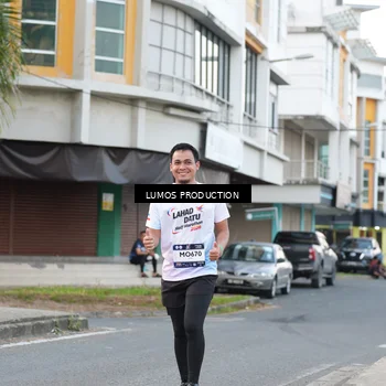 Runner Photo 7997140