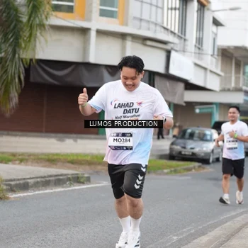 Runner Photo 7997157