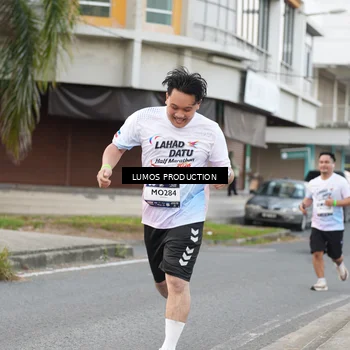 Runner Photo 7997160