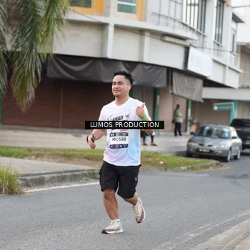 Runner Photo 7997165