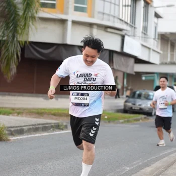 Runner Photo 7997166