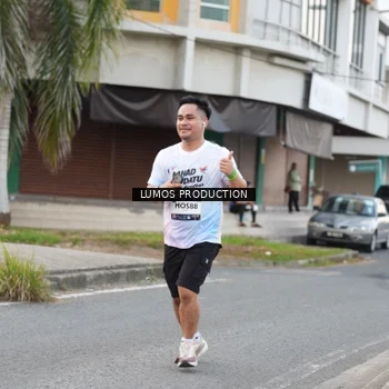 Runner Photo 7997171