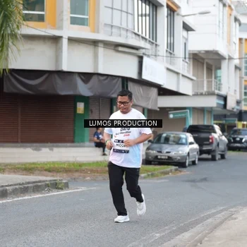 Runner Photo 7997186