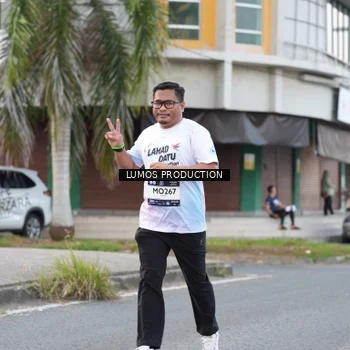Runner Photo 7997197