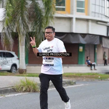 Runner Photo 7997200