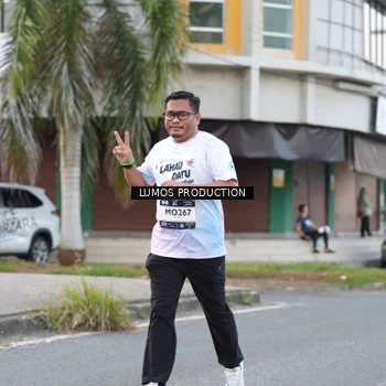 Runner Photo 7997202