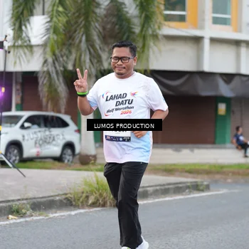 Runner Photo 7997209