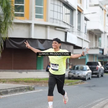 Runner Photo 7997223