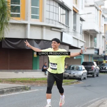 Runner Photo 7997227