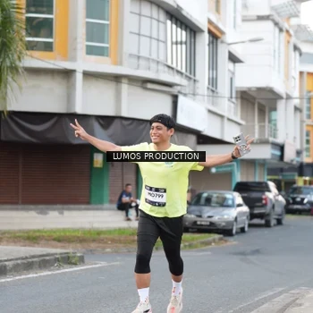 Runner Photo 7997229