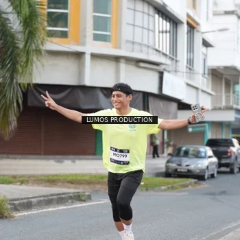 Runner Photo 7997231