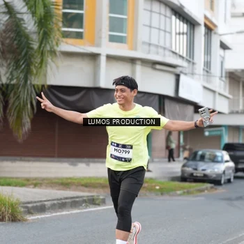 Runner Photo 7997234