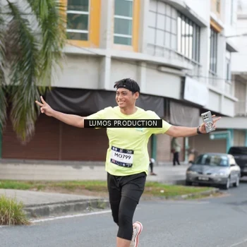 Runner Photo 7997238