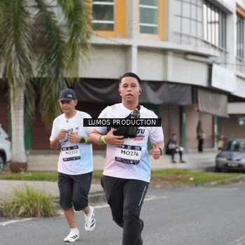 Runner Photo 7997286