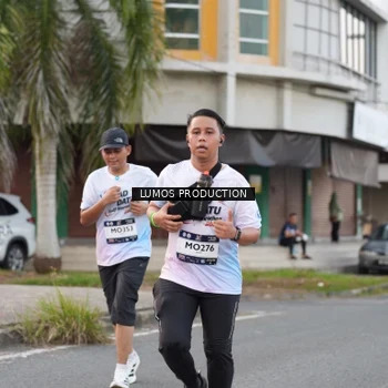 Runner Photo 7997291