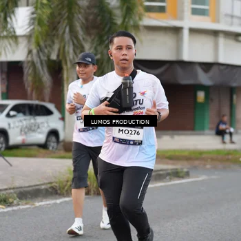 Runner Photo 7997302