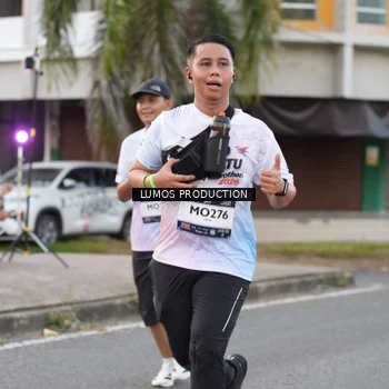 Runner Photo 7997313