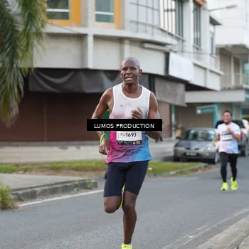 Runner Photo 7997328