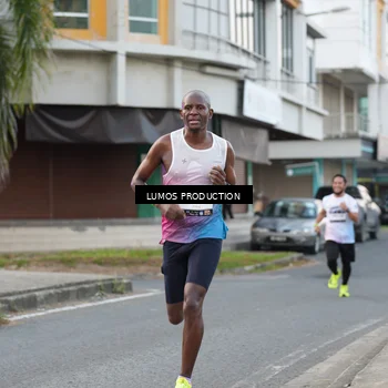 Runner Photo 7997329