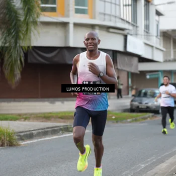 Runner Photo 7997330
