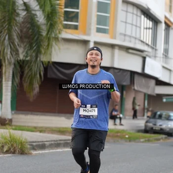 Runner Photo 7997362