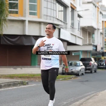 Runner Photo 7997378