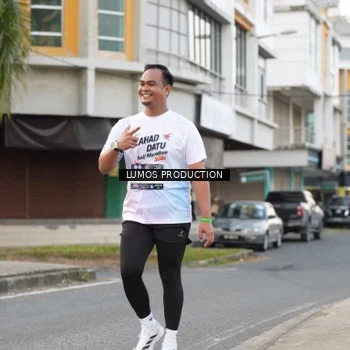 Runner Photo 7997381